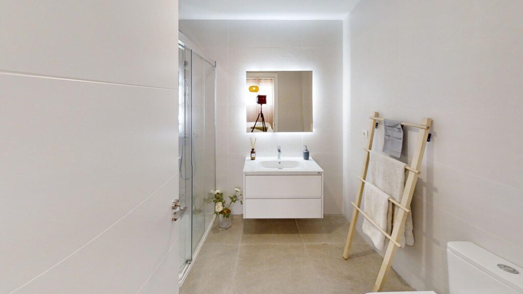 2-Urbanizacion-SUP-Bathroom